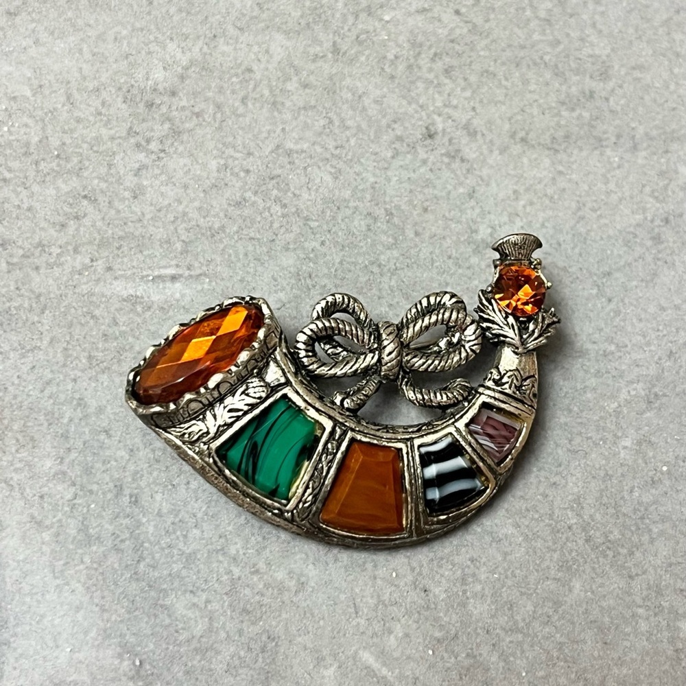 Vintage MIRACLE Ram’s Horn Cornucopia Brooch Medieval Fantasy Pin Scottish VTG
